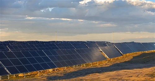 Indonesiens 100-GW-Solarplan schafft neue Nachfrage nach Speicher und PV-Infr...